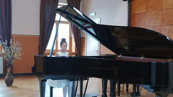 Milana Lemza ( ped. L.Jeriševa)