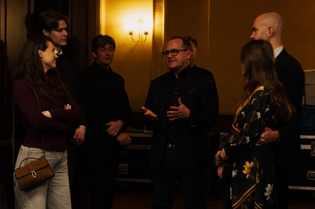 diskusija Foto Emma Stefensena